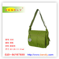 bendly挎包